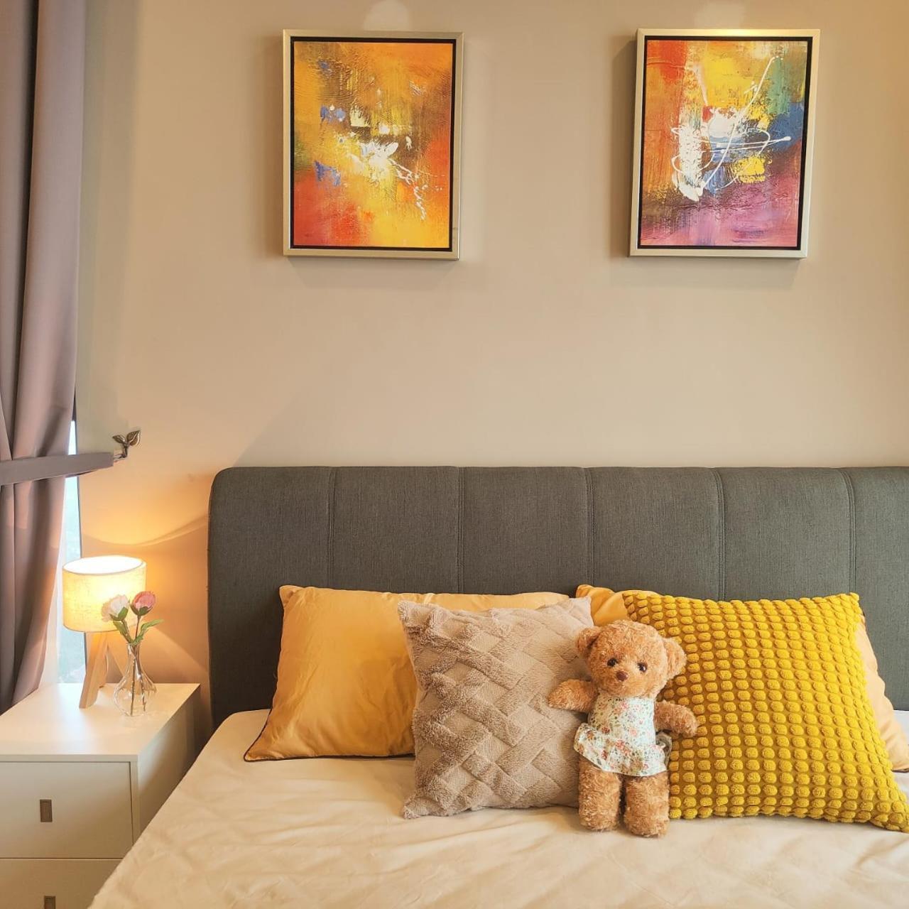 Apartment Seaview 4-13pax Ciq 5mins Ksl Midvalley