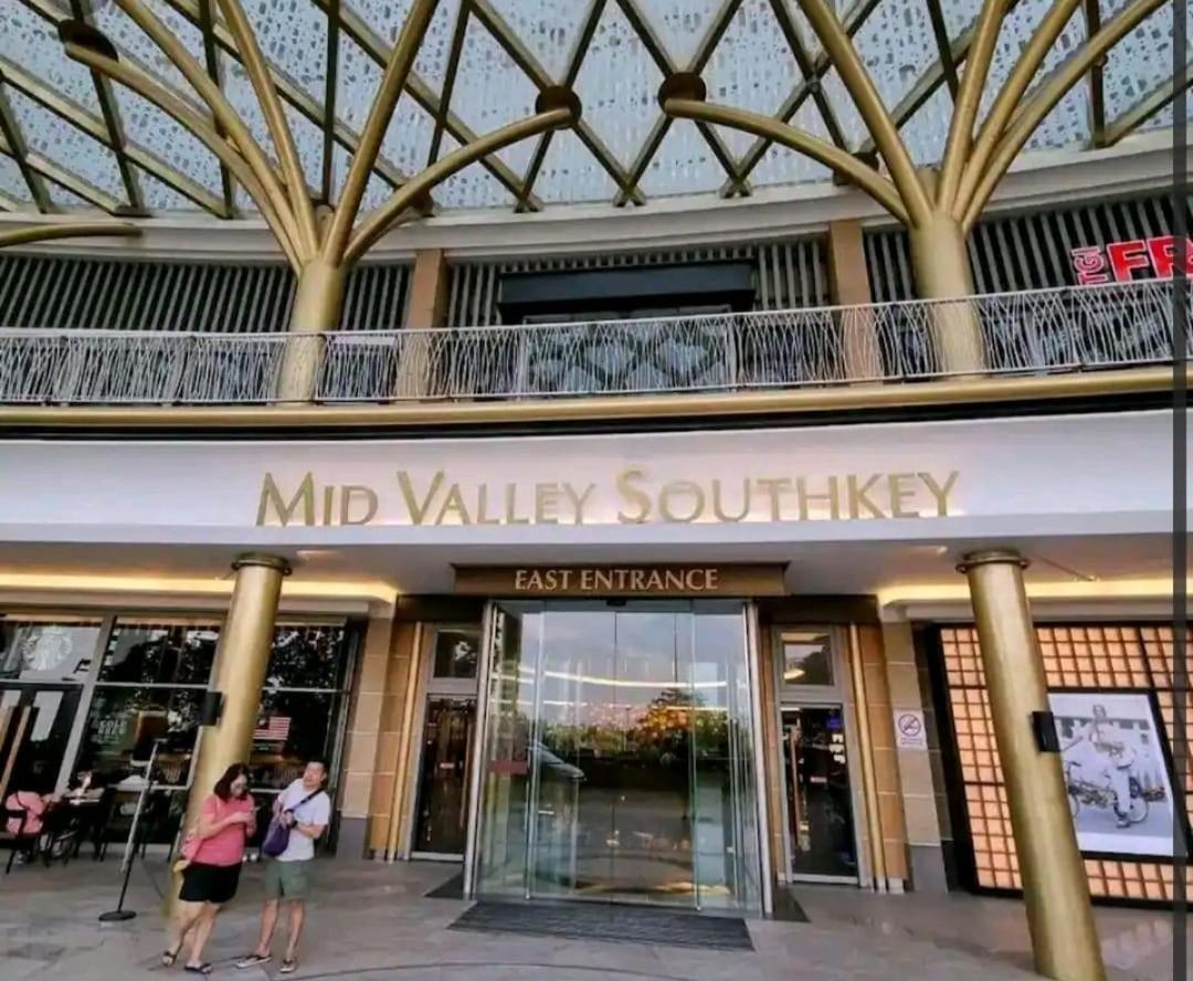 Seaview 4-13pax Ciq 5mins Ksl Midvalley Apartment