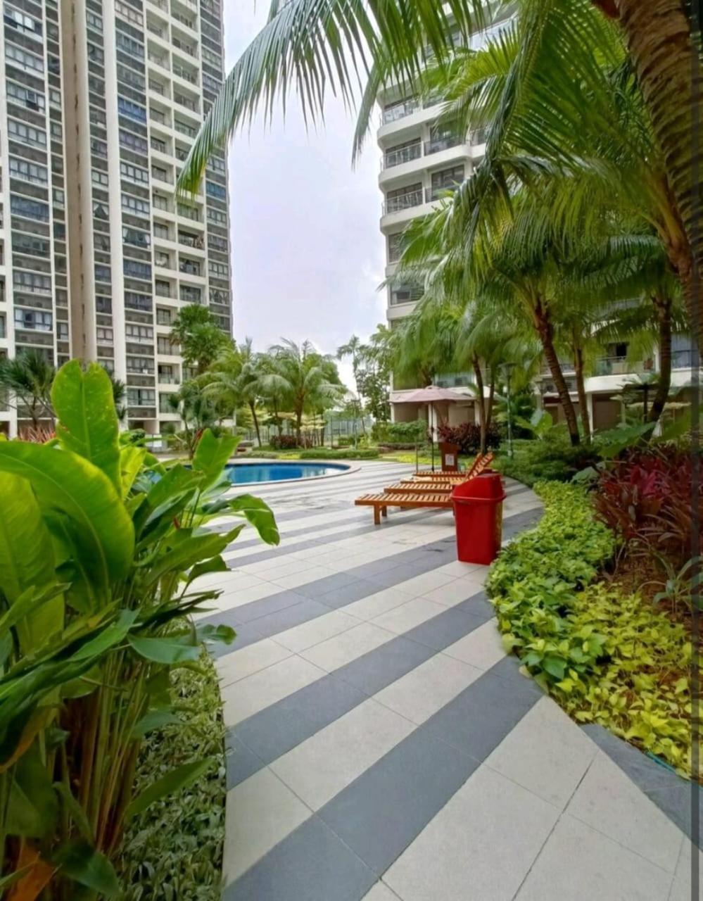 Apartment Seaview 4-13pax Ciq 5mins Ksl Midvalley *